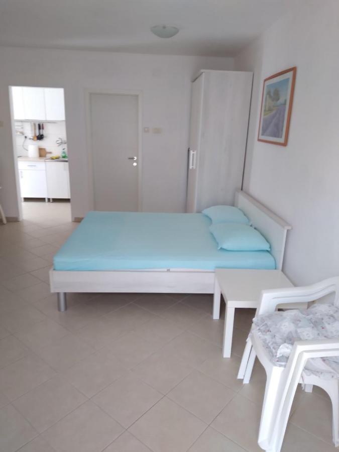 Apartment Perla - 150M From The Sea Novi Vinodolski Ngoại thất bức ảnh